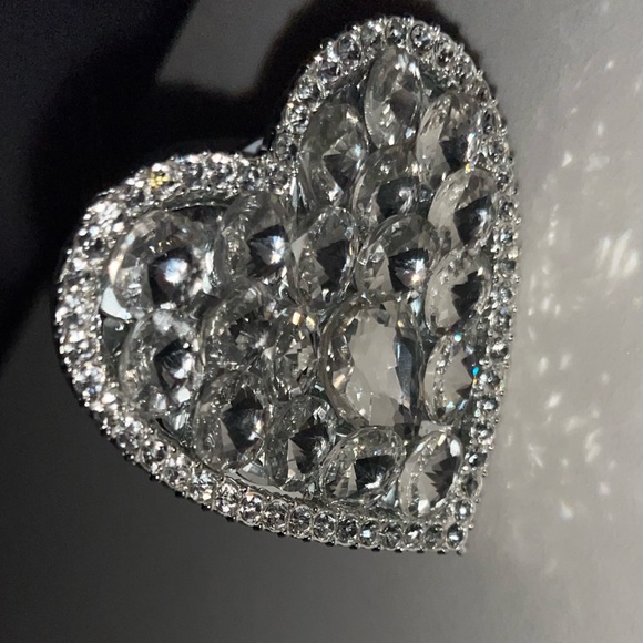 Universal Heart Design Diamond Rhinestones Phone Grip Stand Holder - Picture 3 of 4